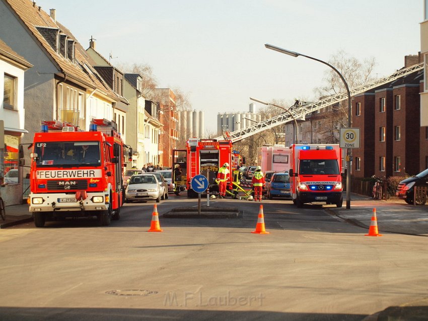 Feuer Koeln Niehl Graditzerstr P111.JPG